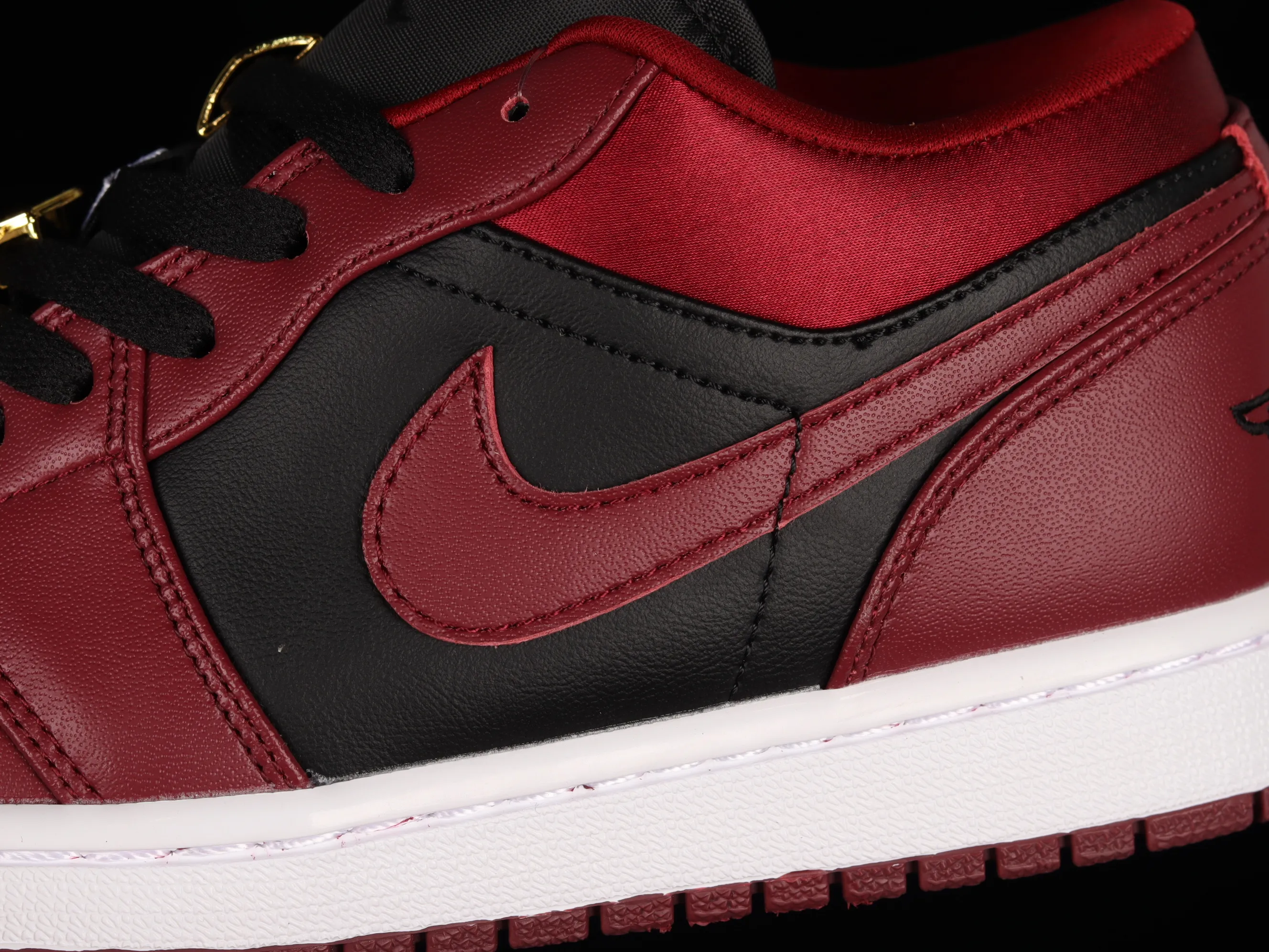 All categories Air Jordan Jordan series basketball shoes Air Jordan 1 Low Air Jordan 1 Low AJ1 Joe 1 black wine red metal flying wings DB6491-600